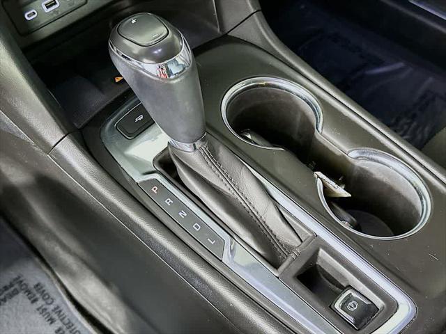 Photo of 2019 Iridescent Pearl Tricoat Chevrolet Equinox