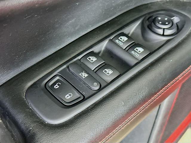 Photo of 2021 Spitfire Orange Clearcoat Jeep Compass