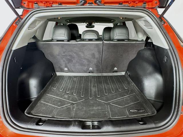 Photo of 2021 Spitfire Orange Clearcoat Jeep Compass