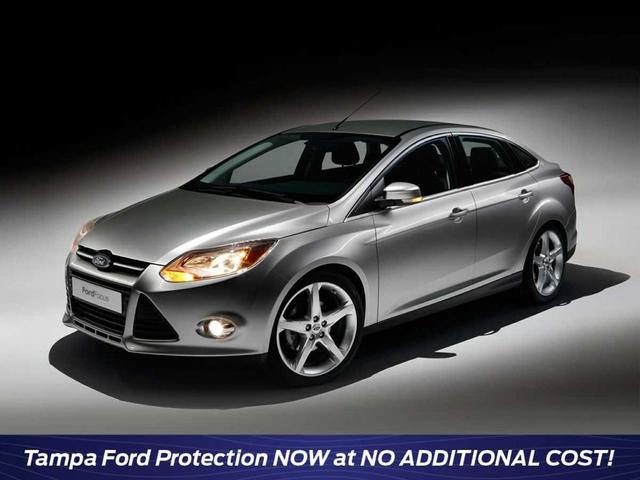 Photo of 2014 Oxford White Ford Focus
