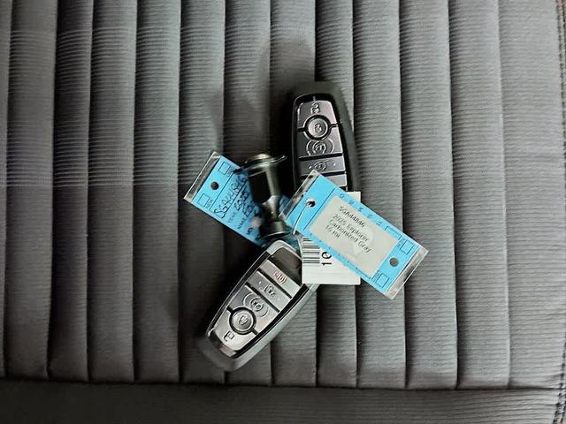 Photo of 2025 Carbonized Gray Metallic Ford Explorer