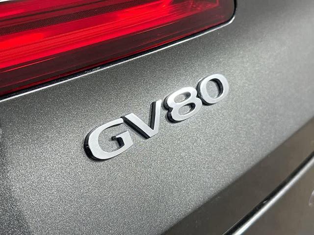 Photo of 2024 Makalu Gray Genesis GV80