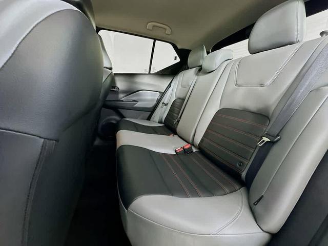 Photo of 2023 Gun Metallic Nissan Kicks