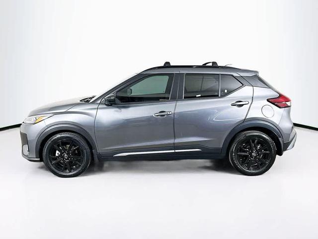 Photo of 2023 Gun Metallic Nissan Kicks