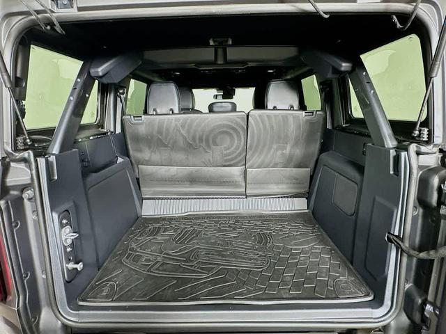 Photo of 2024 Carbonized Gray Metallic Ford Bronco