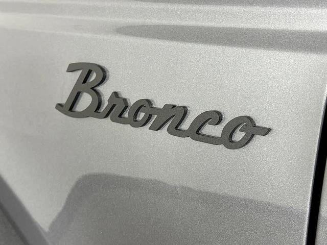 Photo of 2024 Carbonized Gray Metallic Ford Bronco