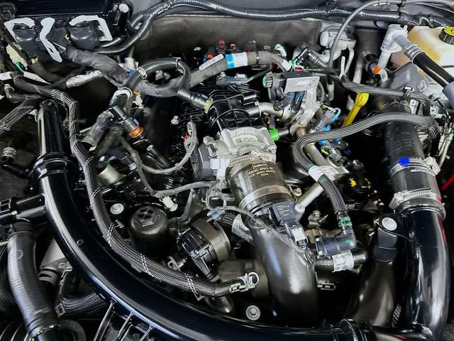 Photo of 2024 Carbonized Gray Metallic Ford Bronco