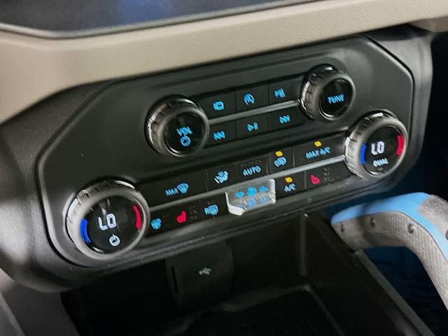 Photo of 2024 Carbonized Gray Metallic Ford Bronco