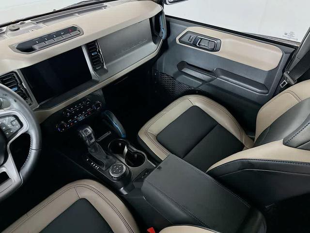 Photo of 2024 Carbonized Gray Metallic Ford Bronco