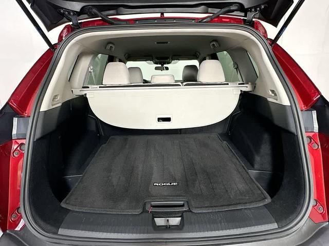 Photo of 2023 Scarlet Ember Tintcoat Nissan Rogue