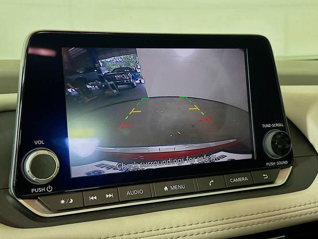 Photo of 2023 Scarlet Ember Tintcoat Nissan Rogue