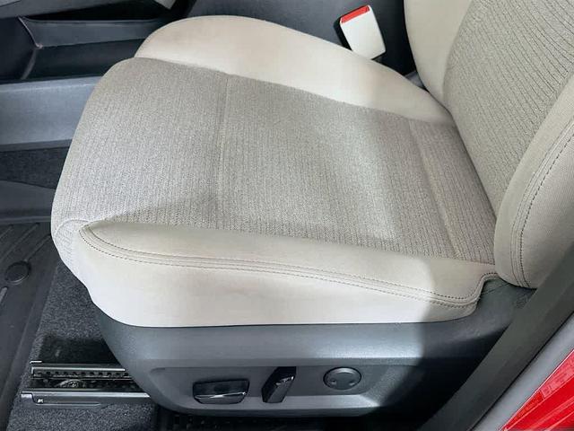 Photo of 2023 Scarlet Ember Tintcoat Nissan Rogue