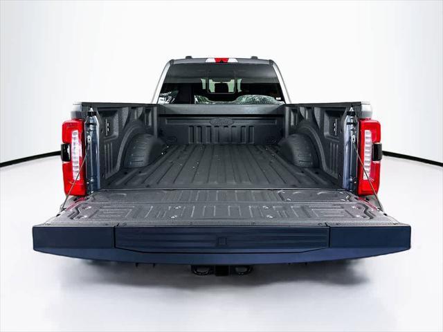 Photo of 2025 Carbonized Gray Metallic Ford F-250