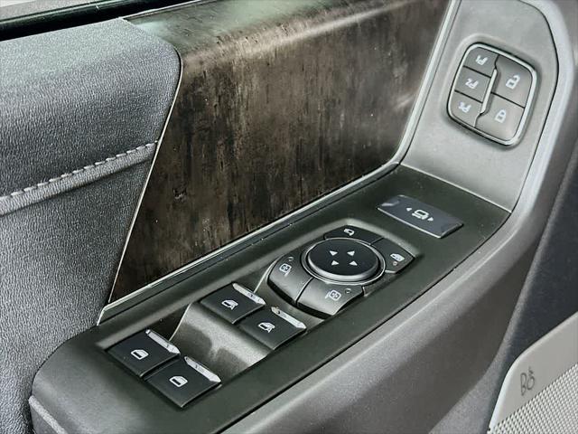 Photo of 2025 Carbonized Gray Metallic Ford F-250