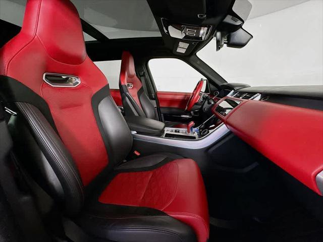 Photo of 2022 Black Land Rover Range Rover Sport