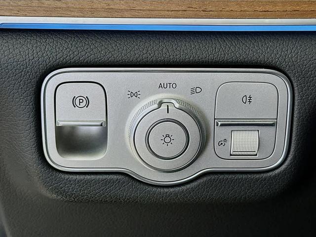 Photo of 2024 Cirrus Silver Metallic Mercedes-Benz GLE 350