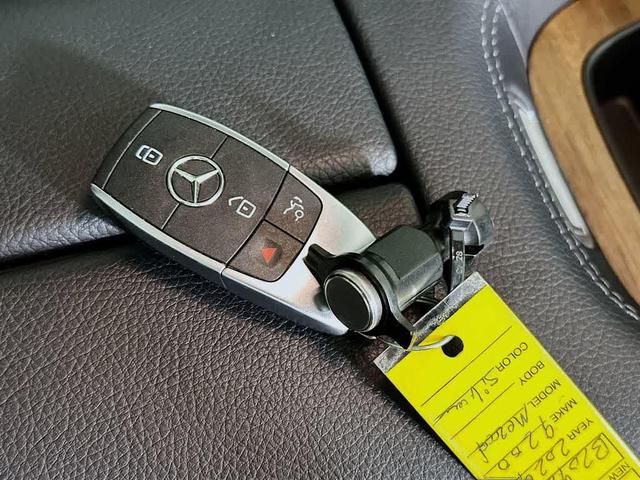 Photo of 2024 Cirrus Silver Metallic Mercedes-Benz GLE 350