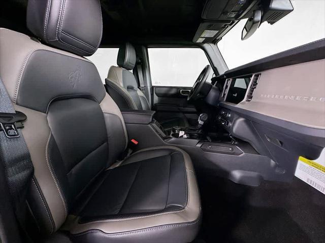 Photo of 2025 Eruption Green Metallic Ford Bronco