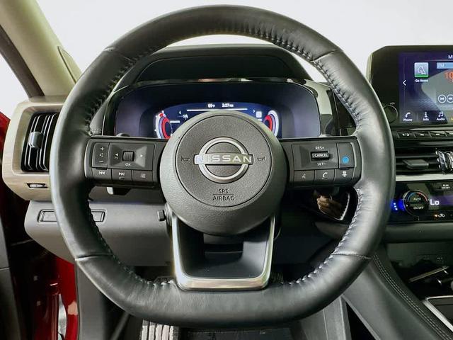 Photo of 2022 Scarlet Ember Tintcoat Nissan Pathfinder