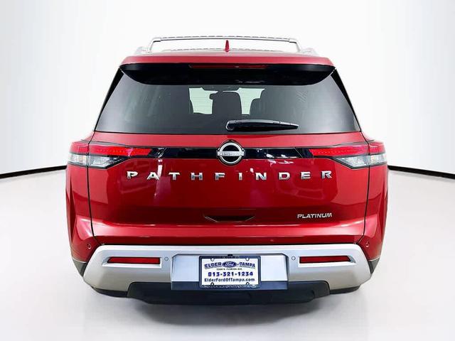 Photo of 2022 Scarlet Ember Tintcoat Nissan Pathfinder