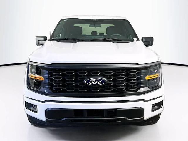 Photo of 2025 Oxford White Ford F-150