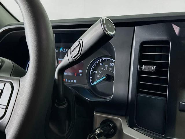 Photo of 2025 Oxford White Ford F-350