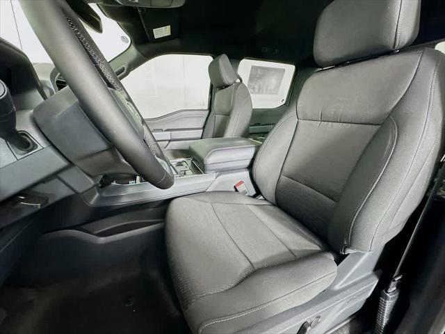 Photo of 2025 Carbonized Gray Metallic Ford F-150