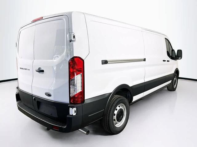 Photo of 2025 Oxford White Ford Transit-150