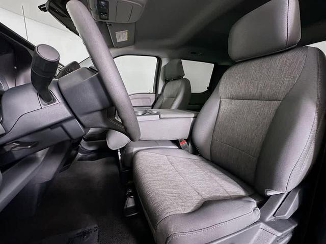 Photo of 2023 Agate Black Metallic Ford F-250