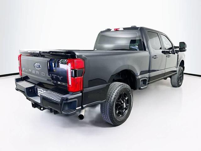 Photo of 2023 Agate Black Metallic Ford F-250