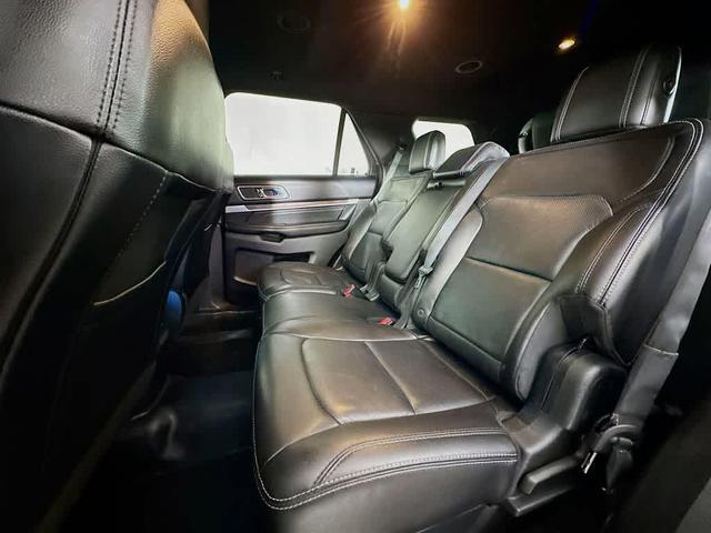 Photo of 2016 Ingot Silver Metallic Ford Explorer