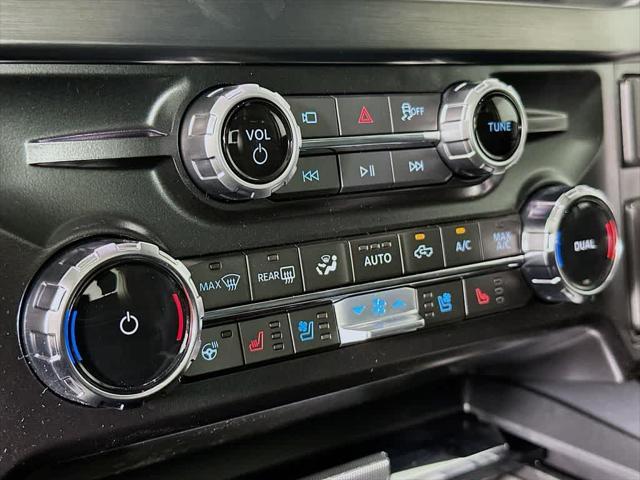 Photo of 2025 Star White Metallic Tri-Coat Ford F-250