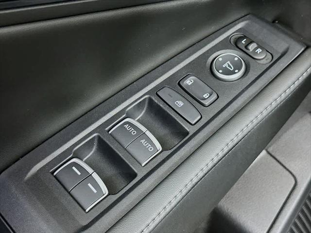 Photo of 2025 Urban Gray Pearl Honda Accord Hybrid
