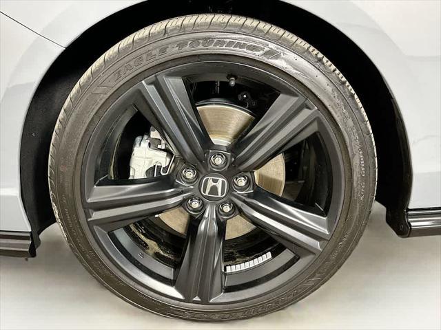 Photo of 2025 Urban Gray Pearl Honda Accord Hybrid