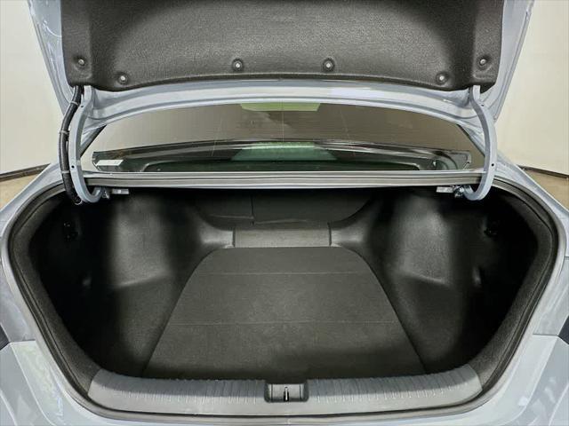 Photo of 2025 Urban Gray Pearl Honda Accord Hybrid