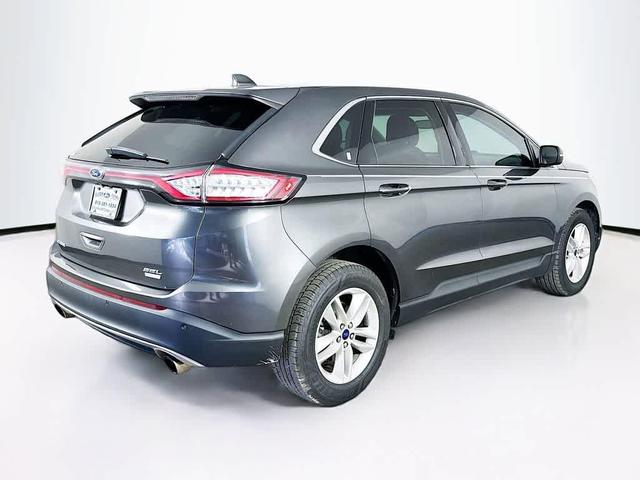 Photo of 2016 Magnetic Metallic Ford Edge