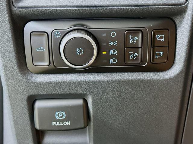 Photo of 2025 Agate Black Metallic Ford F-150