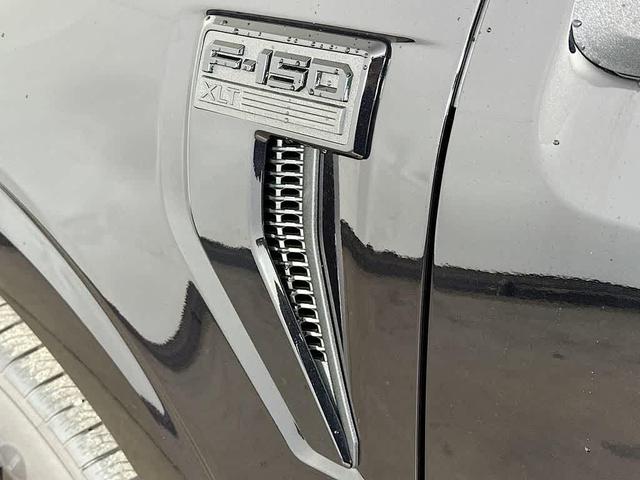 Photo of 2025 Agate Black Metallic Ford F-150