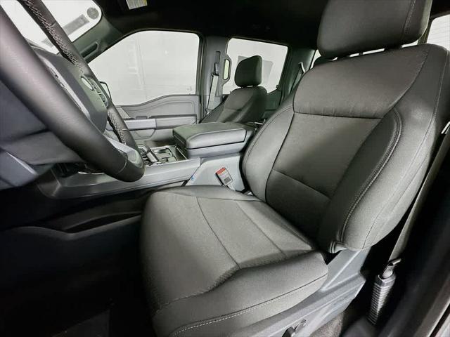 Photo of 2025 Carbonized Gray Metallic Ford F-150