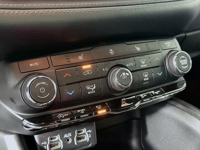 Photo of 2021 DB Black Clearcoat Dodge Durango