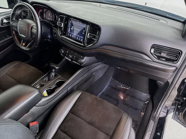 Photo of 2021 DB Black Clearcoat Dodge Durango