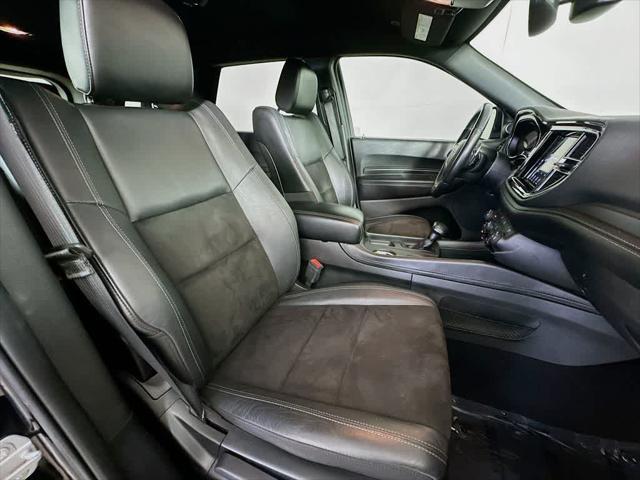 Photo of 2021 DB Black Clearcoat Dodge Durango