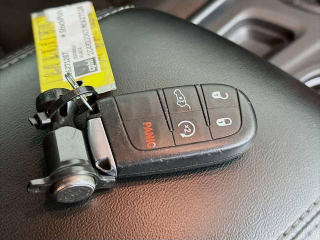 Photo of 2021 DB Black Clearcoat Dodge Durango