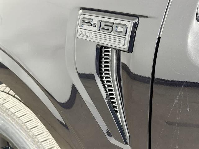 Photo of 2025 Agate Black Metallic Ford F-150