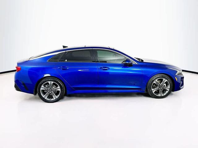 Photo of 2022 Sapphire Blue Kia K5