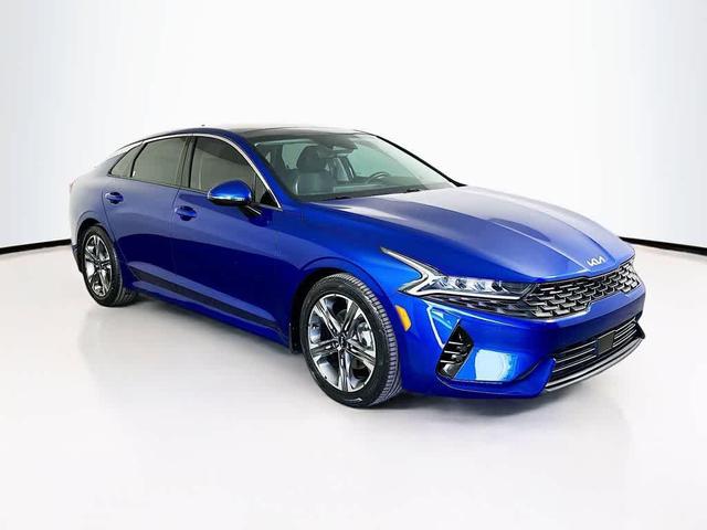 Photo of 2022 Sapphire Blue Kia K5