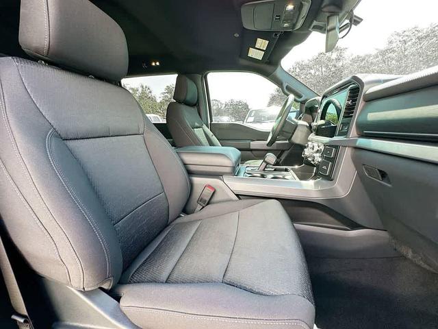 Photo of 2025 Oxford White Ford F-150
