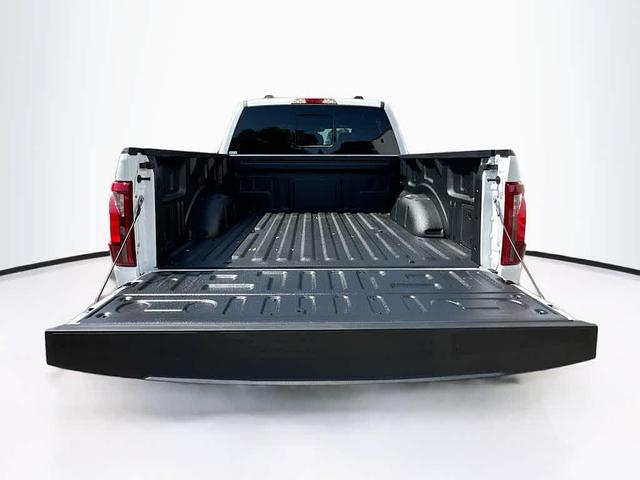 Photo of 2025 Oxford White Ford F-150