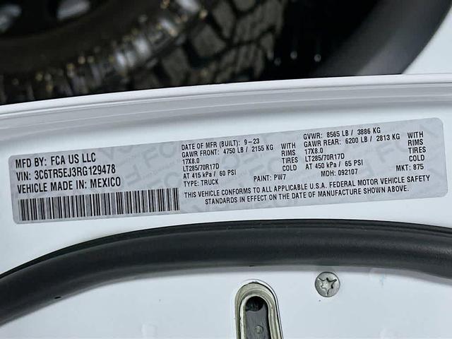 Photo of 2024 Bright White Clearcoat RAM 2500