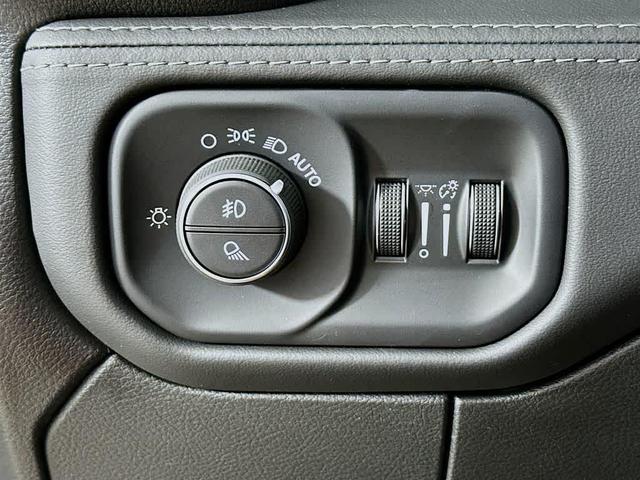 Photo of 2024 Bright White Clearcoat RAM 2500